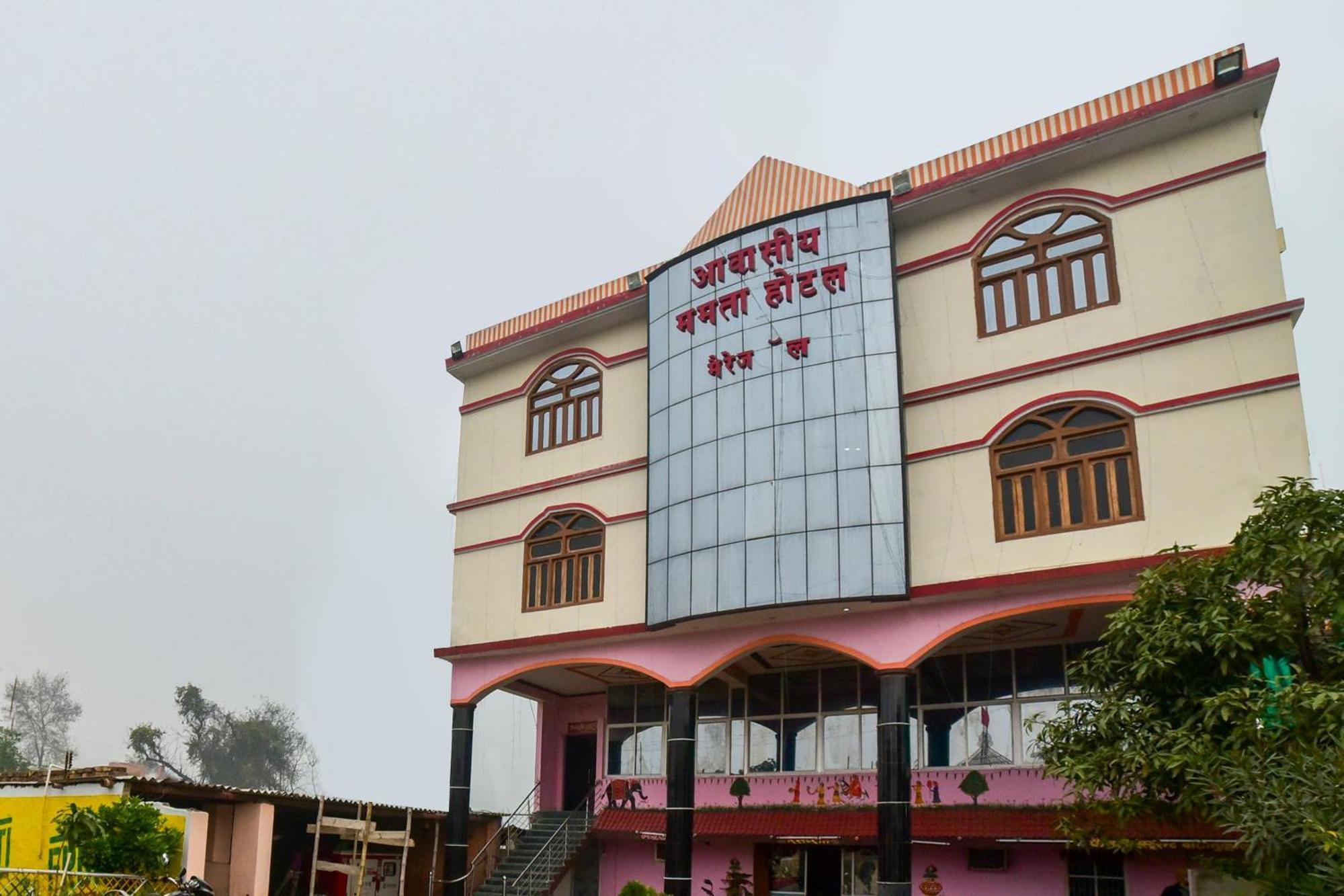 Oyo Flagship Mamta Hotel Hajipur Kültér fotó